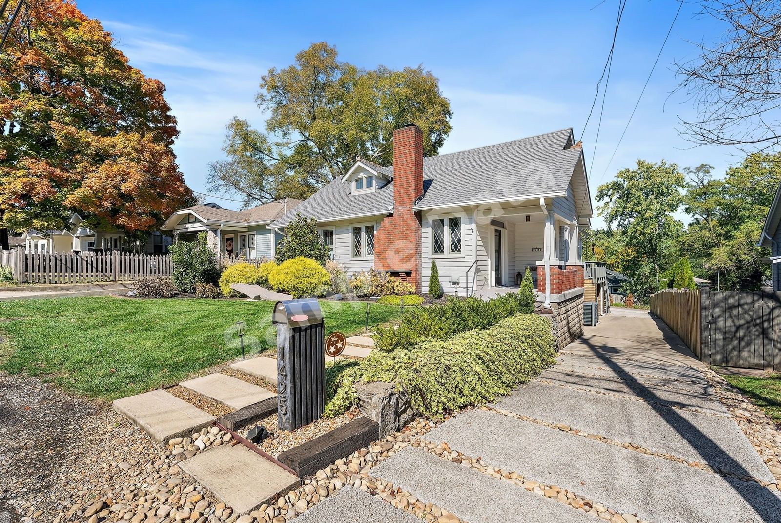Photo of 1425 Sumner Ave