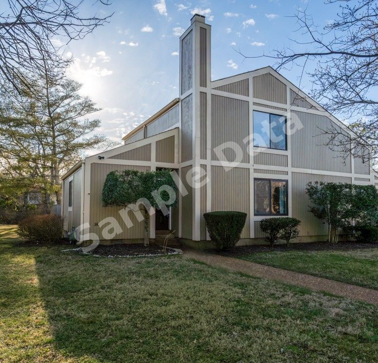 Photo of 843 Todd Preis Dr