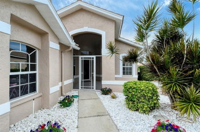 9492 FOREST HILLS Circle, Sarasota, FL, 34238 — photo 2