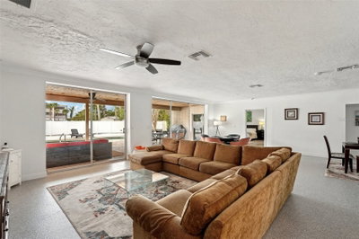 55 WASHINGTON Drive, Sarasota, FL, 34236 — photo 2