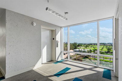 2425 GULF OF MEXICO Drive, Longboat Key, FL, 34228 — photo 2