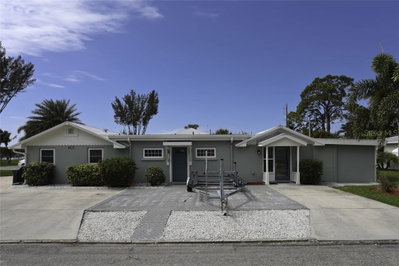 Bradenton, FL, 34210 — photo 2