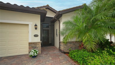 6888 WILLOWSHIRE Way, BRADENTON, FL, 34212 — photo 2