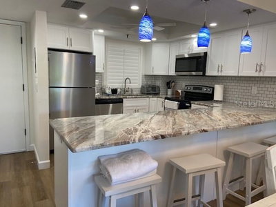 1001 BENJAMIN FRANKLIN Drive, Sarasota, FL, 34236 — photo 2