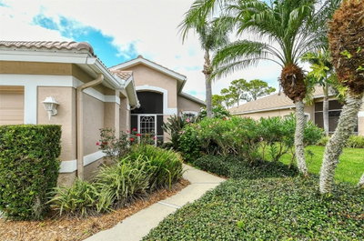 9480 FOREST HILLS Circle, Sarasota, FL, 34238 — photo 2
