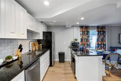 4705 HOLLINGSWORTH Avenue, Sarasota, FL, 34233 — photo 2