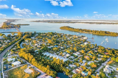 6925 LONGBOAT Drive, Longboat Key, FL, 34228 — photo 2
