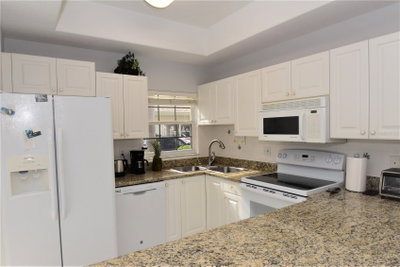 4235 CASTLEBRIDGE Lane, Sarasota, FL, 34238 — photo 2