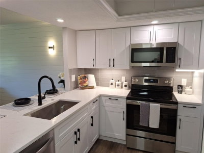 3700 BENEVA Road, Sarasota, FL, 34232 — photo 2