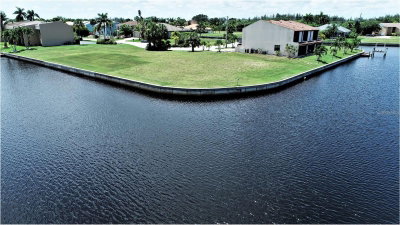 1447 MEDITERRANEAN Drive, Punta Gorda, FL, 33950 — photo 2