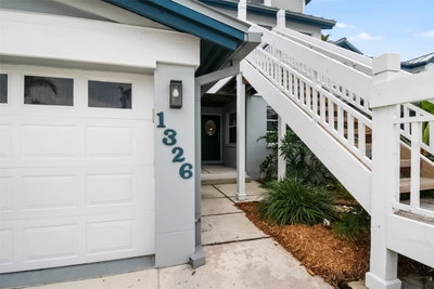 1326 SIESTA BAYSIDE Drive, Sarasota, FL, 34242 — photo 2
