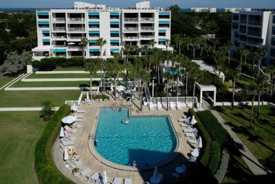 2105 GULF OF MEXICO Drive, Longboat Key, FL, 34228 — photo 2