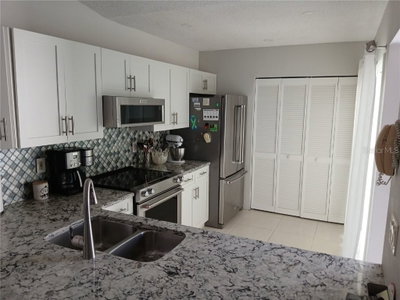 913 WATERSIDE Lane, Bradenton, FL, 34209 — photo 2