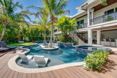 9403 GULF DR, Anna Maria, FL, 34216 — photo 2