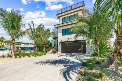135 GRANT Drive, Sarasota, FL, 34236 — photo 2