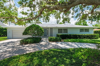 1541 FLOWER Drive, Sarasota, FL, 34239 — photo 2
