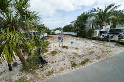 106 11TH, Bradenton Beach, FL, 34217 — photo 2