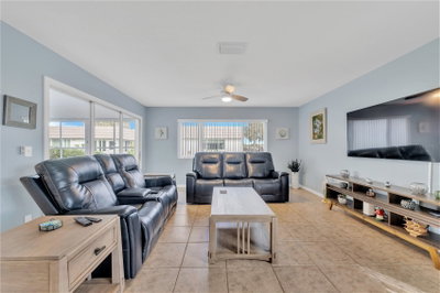 2401 RIVERBLUFF Parkway, Sarasota, FL, 34231 — photo 2
