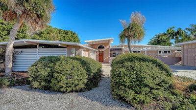 355 SHORE Drive, Sarasota, FL, 34234 — photo 2