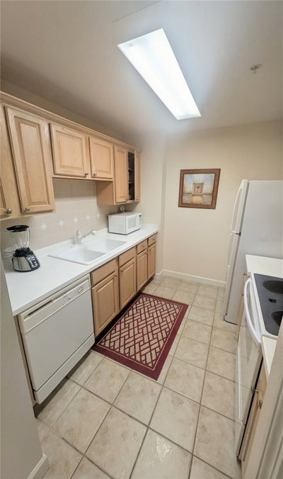 750 TAMIAMI Trail, Sarasota, FL, 34236 — photo 2
