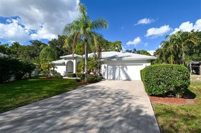 3866 SURREY Court, Sarasota, FL, 34235 — photo 2