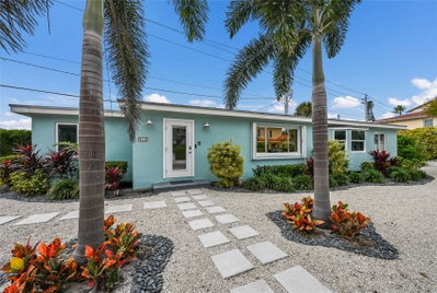 912 SHORE Drive, Anna Maria, FL, 34216 — photo 2