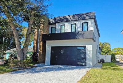 2475 BAY Street, Sarasota, FL, 34237 — photo 2