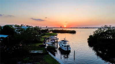 1521 BAY POINT Drive, Sarasota, FL, 34236 — photo 2
