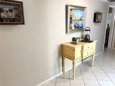 2571 RIVERBLUFF Parkway, Sarasota, FL, 34231 — photo 2