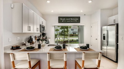 10633 ORBIT Terrace, Sarasota, FL, 34241 — photo 2