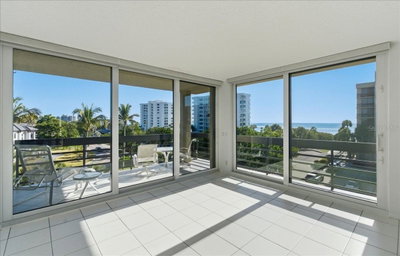 1065 GULF OF MEXICO Drive, Longboat Key, FL, 34228 — photo 2