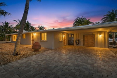 834 JUNGLE QUEEN Way, Longboat Key, FL, 34228 — photo 2