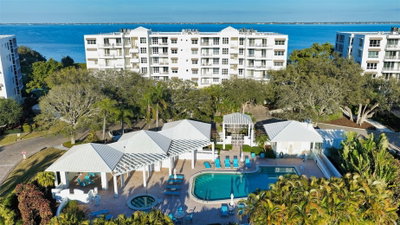 2450 HARBOURSIDE Drive, Longboat Key, FL, 34228 — photo 2