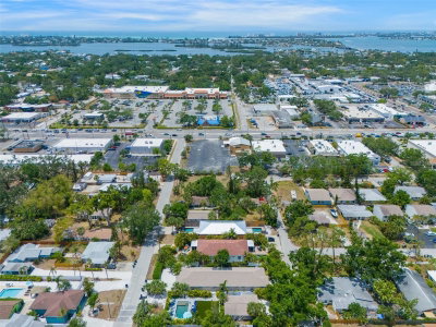 2051 ROSELAWN Street, Sarasota, FL, 34231 — photo 2