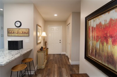 5635 GOLF POINTE Drive, Sarasota, FL, 34243 — photo 2