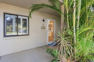 3361 CROSS CREEK Drive, Sarasota, FL, 34231 — photo 2