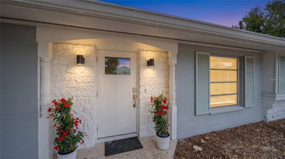 611 VENICE Lane, Sarasota, FL, 34242 — photo 2
