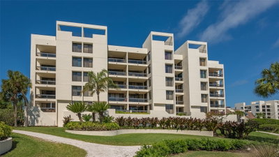 1932 HARBOURSIDE Drive, Longboat Key, FL, 34228 — photo 2