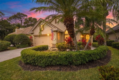 7822 TROON Court, Lakewood Ranch, FL, 34202 — photo 2
