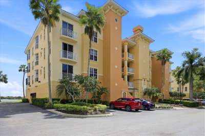 6360 WATERCREST Way, Lakewood Ranch, FL, 34202 — photo 2