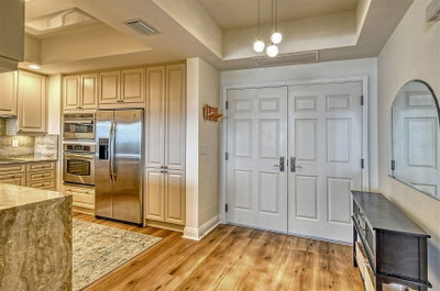 50 CENTRAL Avenue, Sarasota, FL, 34236 — photo 2