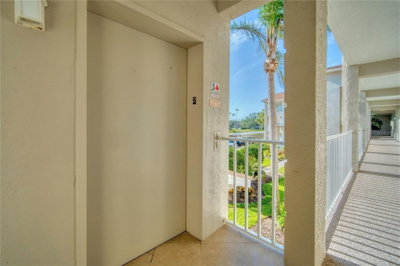 9610 CLUB SOUTH Circle, Sarasota, FL, 34238 — photo 2