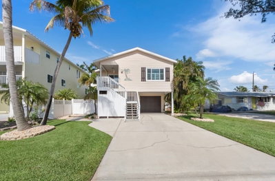2905 AVENUE C, Holmes Beach, FL, 34217 — photo 2