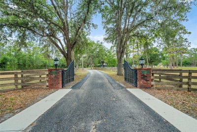 140 COWPEN Lane, Sarasota, FL, 34240 — photo 2