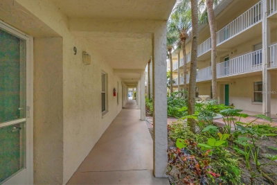 7294 CLOISTER Drive, Sarasota, FL, 34231 — photo 2