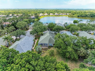 5047 LAKESCENE Place, Sarasota, FL, 34243 — photo 2