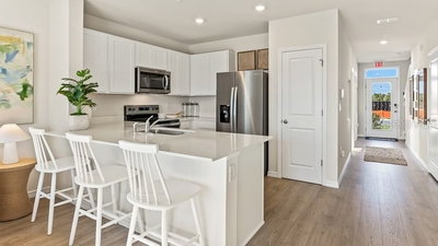 4029 GOLD DUST Lane, Sarasota, FL, 34243 — photo 2