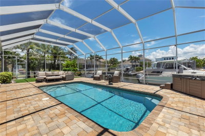 5727 SEA TROUT Place, Apollo Beach, FL, 33572 — photo 2