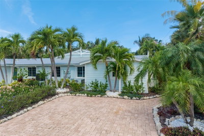 324 64TH Street, Holmes Beach, FL, 34217 — photo 2