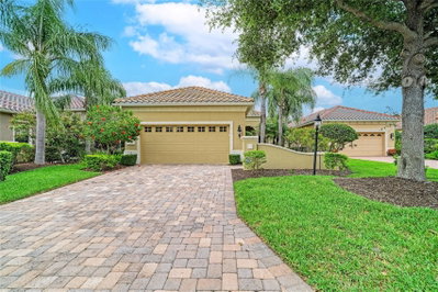 7361 WEXFORD Court, Lakewood Ranch, FL, 34202 — photo 2